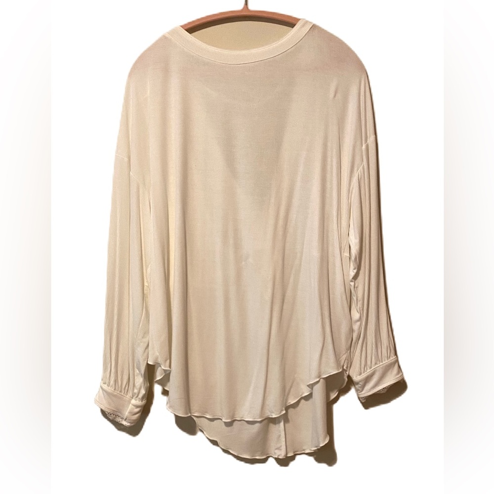 Free People Oversized t-shirt Small